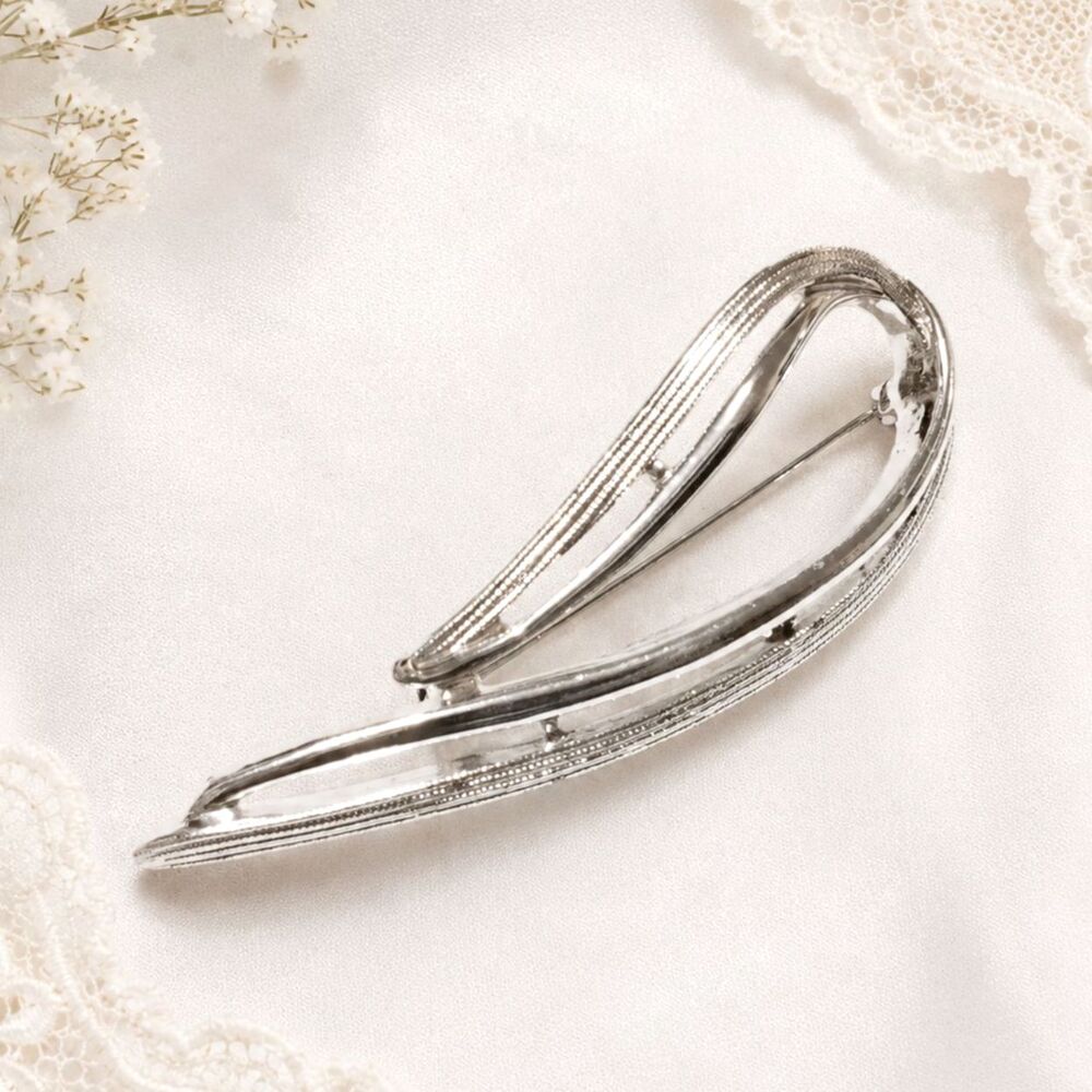 Vintage Sarah Coventry Stunning Silver Tone Swirl Brooch 1960